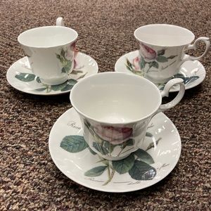 Roy Kirkham Redoute’ Roses 3 sets of Tea cup fine bone china England, 1996